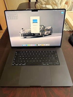 Apple MacBook Pro 16" cu procesor Apple M4 Pro, 16'', 14 nuclee CPU si 20 nuclee GPU, 48 GB RAM