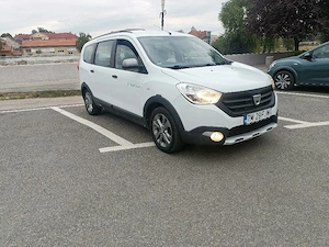 Dacia Lodgy stepwai 1.2 tce 116cp 2015 euro 5 - imagine 4