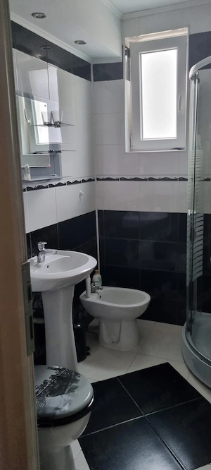 vand apartament 2 camere - imagine 5