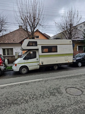 Vand autorulotă Ford Tranzit  - imagine 3