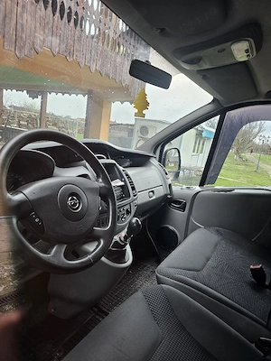 de vanzare opel vivaro 8+1 din 2014 - imagine 2