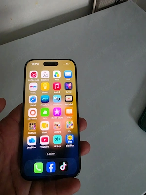 vand iphone 16 pro - imagine 3