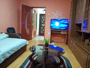 Închiriez apartament 2 camere decomandat zona Alexandru cel bun  - imagine 4