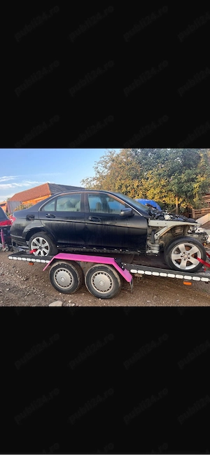 Dezmembrez mercedes w204 euro 5 diesel - imagine 5
