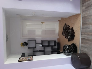 Proprietar închiriez apartament doua camere cetate etaj 3 