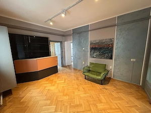 Spațiu comercial de închiriat // 105 mp// PLOIEȘTI