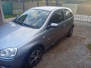 Opel corsa 1,2 benzina clima 2006 - imagine 3