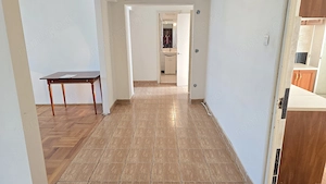 Vand apartament 4 camere decomandat in Deva, 22 Decembrie (Liceul Auto, Banca Transilvania), et 5 - imagine 2