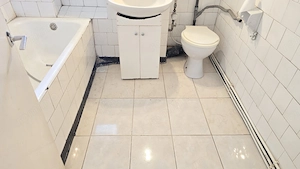 Vand apartament 4 camere decomandat in Deva, 22 Decembrie (Liceul Auto, Banca Transilvania), et 5 - imagine 18