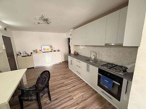 vand apartament cu 2 camere decomandat  - imagine 8