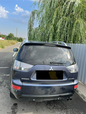 Mitsubishi Outlander 2.2 diesel 4x4   Xenon, Keyless, Rockford - imagine 5