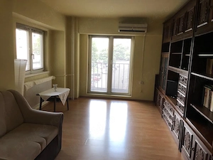 Apartament de închiriat, 3 camere, lângă Complexul Studentesc