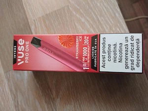 Kit Vuse Pro One 1000 Strawberry Ice 20MG (1 capsula)