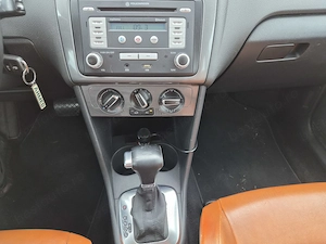= V.W. POLO 1.4 Benzina Piele Navi 2010 Inmat. = 3.900 e. =    - imagine 12
