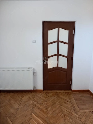 Apartament 3 camere in Vila Ultracentral Str.Roma - imagine 3