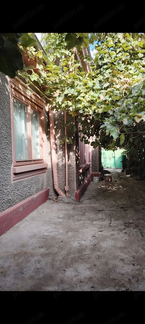 Vând casă spațioasă, zona Gradina Mare - imagine 5