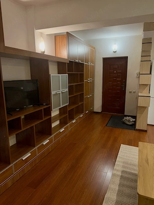 Persoana fizica inchiriez apartament cu 2 camere pe strada Buna Ziua - imagine 5
