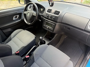 Skoda Roomster Benzina 1.6 MPi - imagine 8
