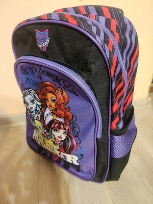 Ghiozdan Monster High