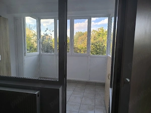 Inchiriez apartament 2 camere, metrou Titan 