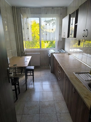 Inchiriez apartament 2 camere, metrou Titan  - imagine 5