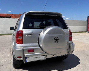 Toyota RAV4  D4D (2x jante aliaj + anvelope vara&iarna) - imagine 4