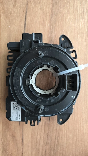 Spira volan 5K0953569D VW Tiguan Touran Sharan Passat B6 B7 Golf EOS Scirocco Skoda Octavia Superb A - imagine 5