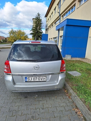 De vânzare Opel Zamfira 1,7cdti  - imagine 2