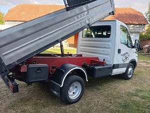 Iveco Daily basculabil pe 3 parti - imagine 7