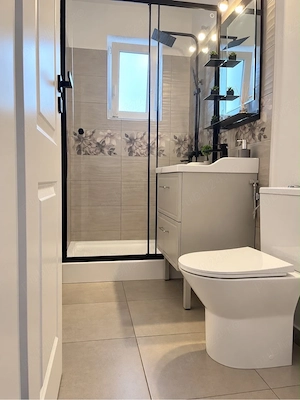 Apartament 4 camere 110 mp, complet renovat, garaj + loc parcare separat - imagine 5