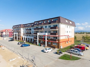 Vând apartament cu trei camere  - imagine 4