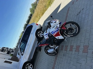 Honda CBR125 R 2016 Facelift (HRC Tricolor)   Ideală A1