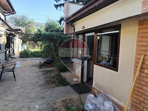 CASA 6 CAMERE CHITILA ,TEREN 590 MP, PANOURI 12 KW ,GARAJ - imagine 3