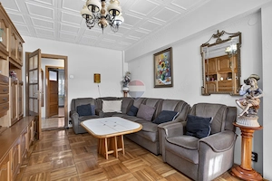 Apartament 3 camere, două băi de vânzare - Str Poetului - imagine 2
