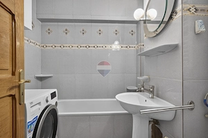 Apartament 3 camere, două băi de vânzare - Str Poetului - imagine 8