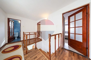 Apartament cochet cu 2 camere, curte și parcare Centrul Istoric, Șchei