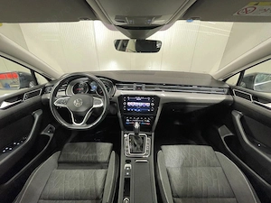 Volkswagen Passat - imagine 7