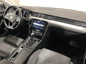 Volkswagen Passat - imagine 8