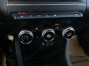 Renault Clio - imagine 17