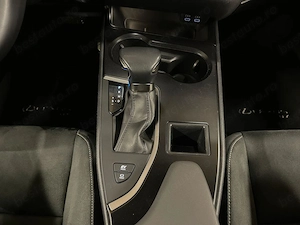 Lexus UX - imagine 19