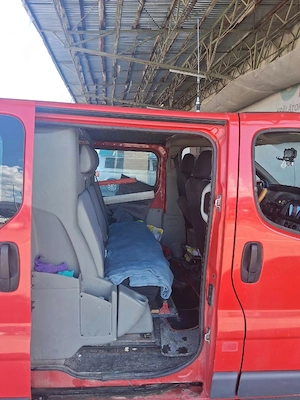 Renault Trafic an 2005 diesel - imagine 3