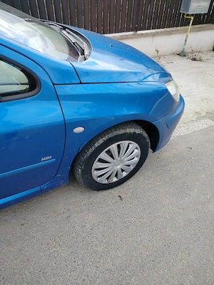 Dezmembrez Peugeot 307  - imagine 5