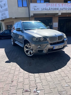 vand masina de familie bmw x5 3.5D Xdrive  - imagine 9