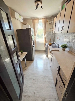Vand apartament 2 camere semisecomandate Brazda 52m2 suprafata totala centrala , ac Proprietar - imagine 5