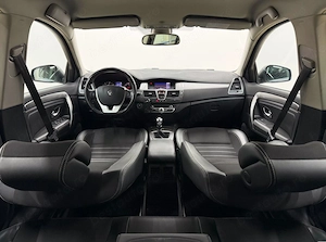 Renault Laguna dCi 110 FAP Expression - imagine 16