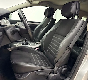 Renault Laguna dCi 110 FAP Expression - imagine 14