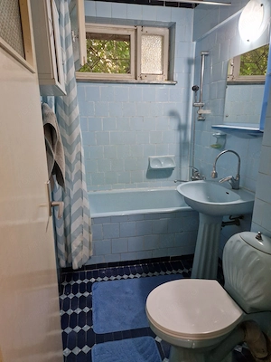 Vand apartament 3 camere, metrou Favorit - imagine 7