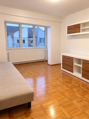Proprietar vand apartament cu 2 camere, decomandat  - imagine 3
