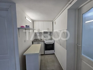 Apartament 3 camere de inchiriat 75 mp 2 dormitoare zona Central Sibiu - imagine 8