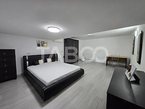 Apartament 3 camere de inchiriat 75 mp 2 dormitoare zona Central Sibiu - imagine 9